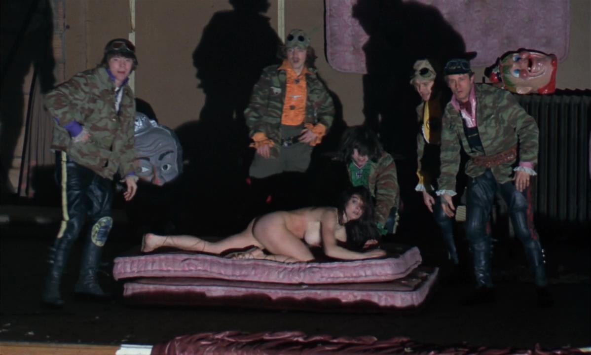 Shirley Jaffe, Adrienne Corri, Cheryl Grunwald, A Clockwork Orange (1971) .